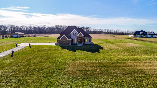 17826 S County Line Road, Hebron, IN 46341