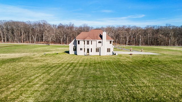 17826 S County Line Road, Hebron, IN 46341
