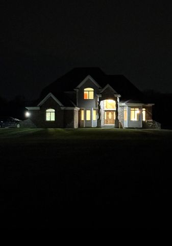 17826 S County Line Road, Hebron, IN 46341