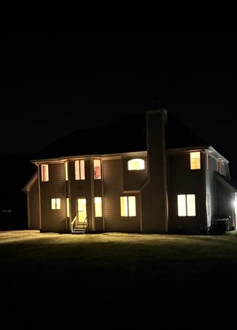 17826 S County Line Road, Hebron, IN 46341