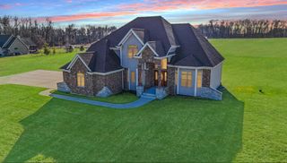 17826 S County Line Road, Hebron, IN 46341