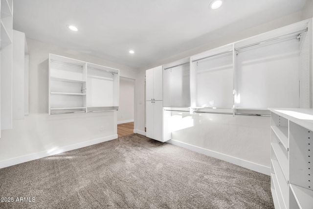 641 W LINGER Lane, Phoenix, AZ 85021