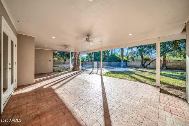 641 W LINGER Lane, Phoenix, AZ 85021