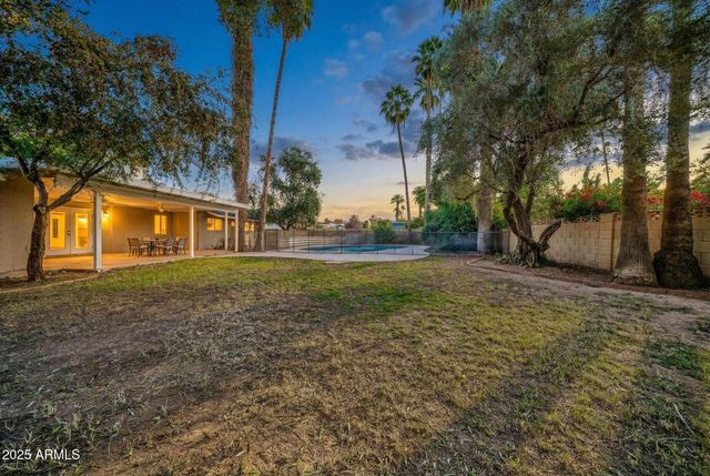 641 W LINGER Lane, Phoenix, AZ 85021