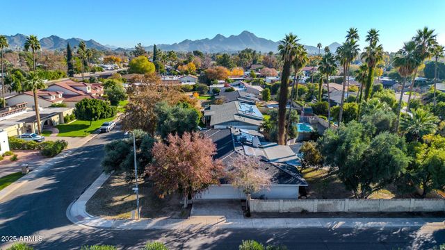 641 W LINGER Lane, Phoenix, AZ 85021