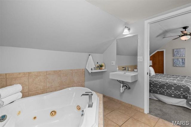 6959 Dartmouth Avenue, St Louis, MO 63130