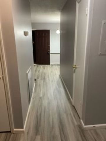 804 Apple Dr, Nashville, TN 37211
