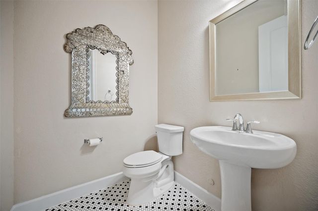5820 Harper Park DR 66, Austin, TX 78735