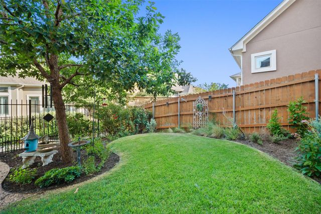5820 Harper Park DR 66, Austin, TX 78735