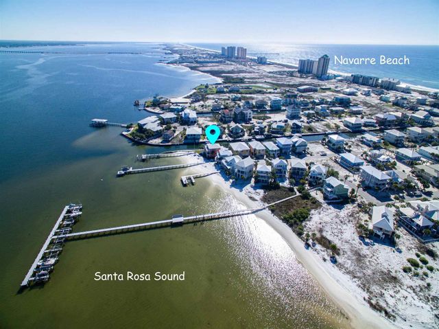 1440 Homeport Dr, Navarre Beach, FL 32566