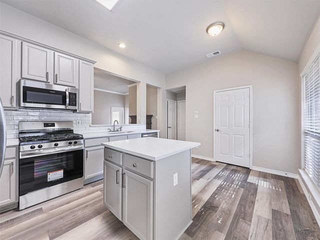 2709 Vail Drive, Mckinney, TX 75070