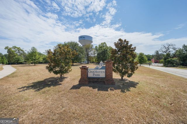 210 Oakhaven Avenue, Macon, GA 31204