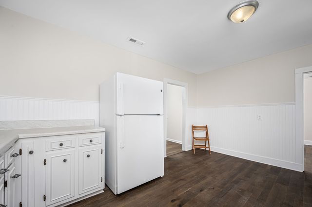 112 Re Davenport Ave, Auburntown, TN 37016
