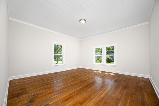 112 Re Davenport Ave, Auburntown, TN 37016