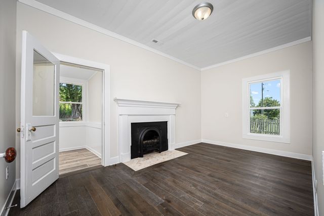 112 Re Davenport Ave, Auburntown, TN 37016