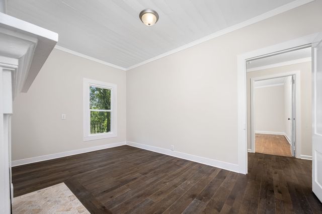 112 Re Davenport Ave, Auburntown, TN 37016
