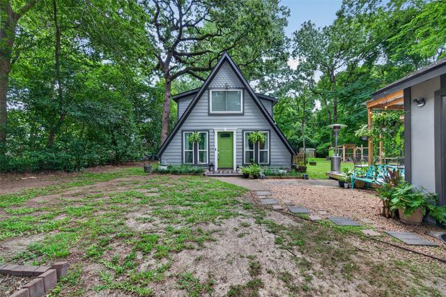 27206 Springwood Drive, Magnolia, TX 77354