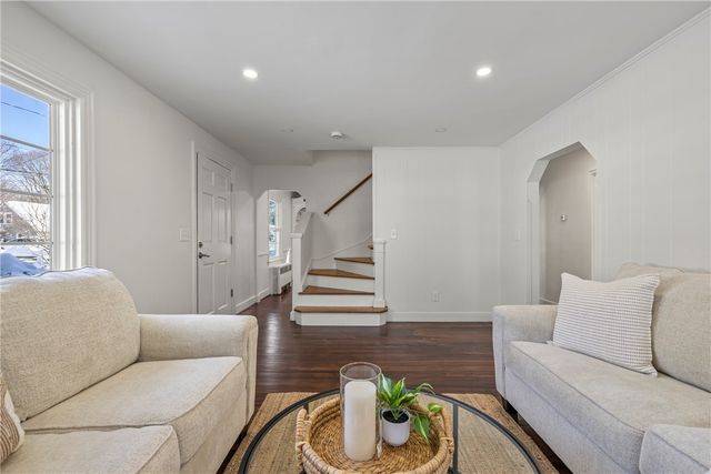 47 Bretton Woods Drive, Cranston, RI 02920