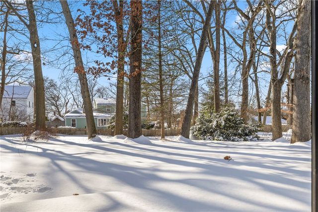 47 Bretton Woods Drive, Cranston, RI 02920