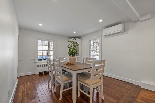 47 Bretton Woods Drive, Cranston, RI 02920