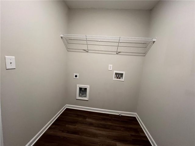 2008 Nuthatch Drive, Hoschton, GA 30548