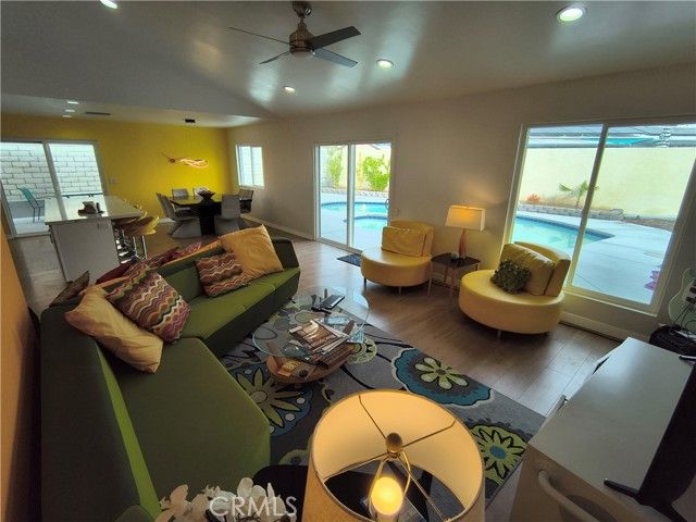 826 Arroyo Vista Drive, Palm Springs, CA 92264