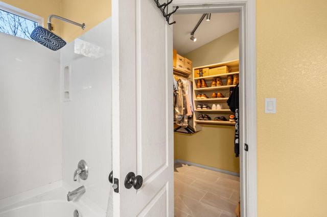 1308 Amole Drive SW, Albuquerque, NM 87121