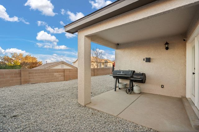 1308 Amole Drive SW, Albuquerque, NM 87121