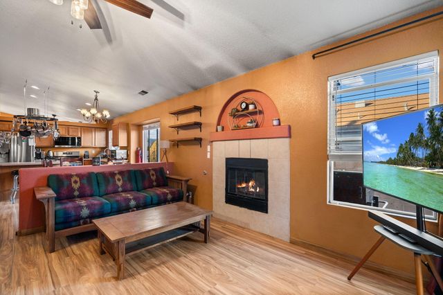 1308 Amole Drive SW, Albuquerque, NM 87121