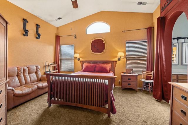 1308 Amole Drive SW, Albuquerque, NM 87121