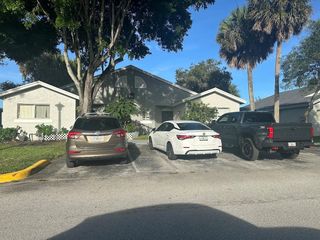 1044 Lake Victoria Dr B, West Palm Beach, FL 33411