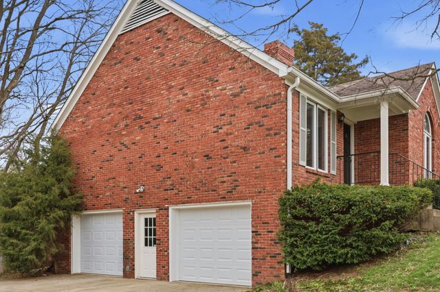 107 Kimberly Drive, Frankfort, KY 40601