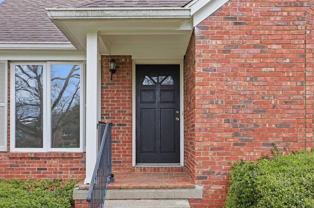 107 Kimberly Drive, Frankfort, KY 40601