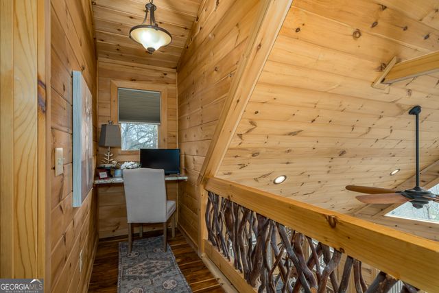 411 Ridge Trail, Blue Ridge, GA 30513