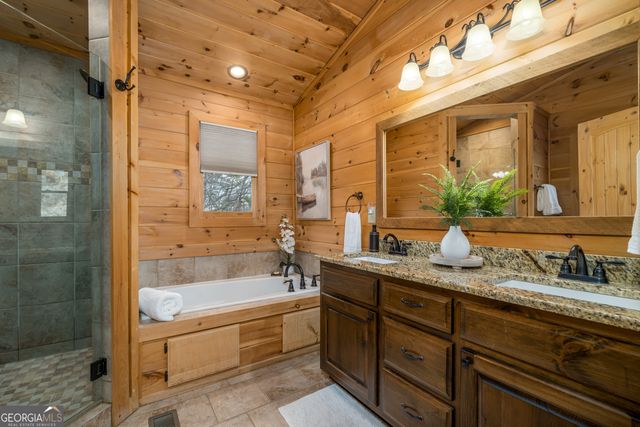 411 Ridge Trail, Blue Ridge, GA 30513