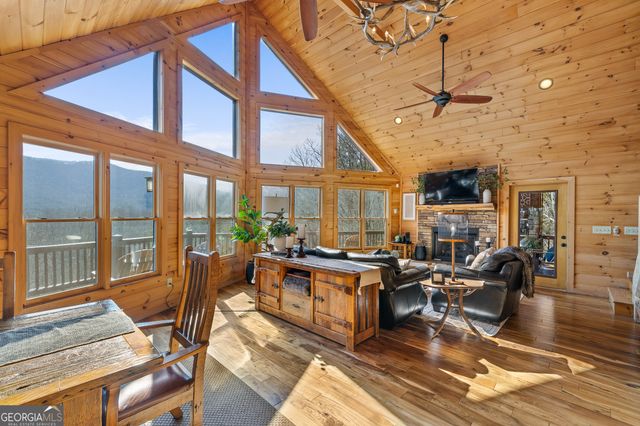 411 Ridge Trail, Blue Ridge, GA 30513