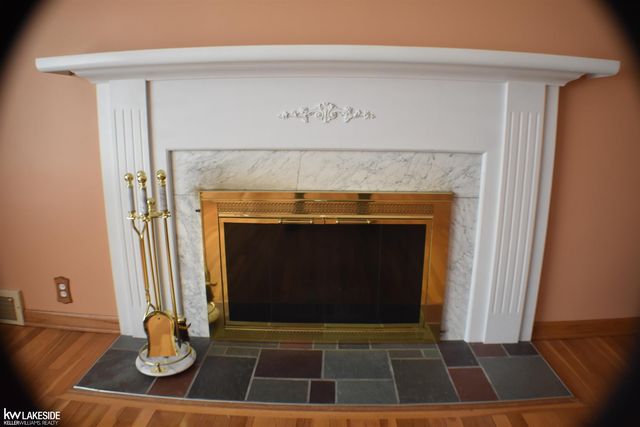 23113 S Rosedale Court, Saint Clair Shores, MI 48080