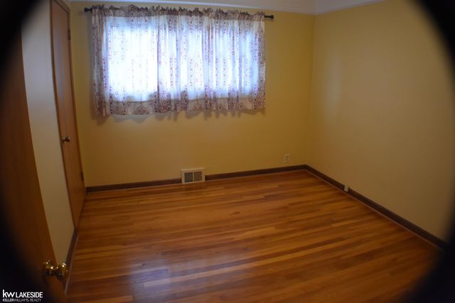 23113 S Rosedale Court, Saint Clair Shores, MI 48080