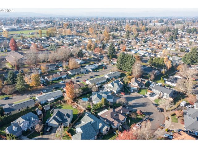 925 Scepter Ct Ne, Salem, OR 97301