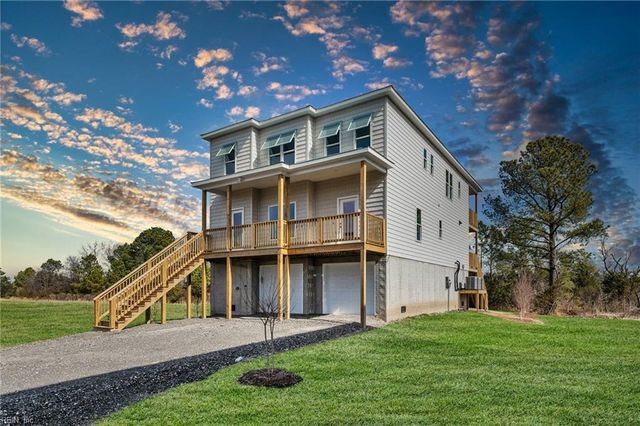 54 North Lawson RD, Poquoson, VA 23662