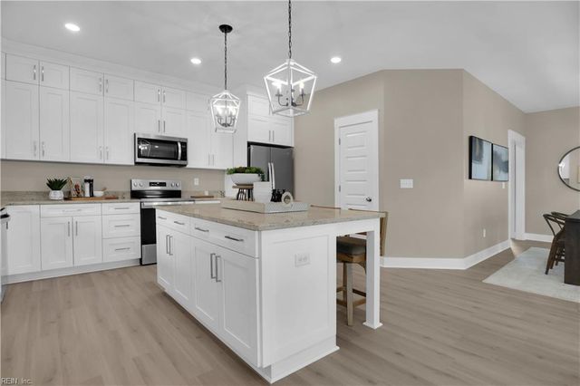 54 North Lawson RD, Poquoson, VA 23662