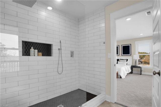 54 North Lawson RD, Poquoson, VA 23662