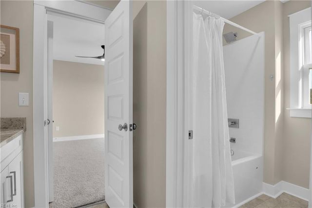 54 North Lawson RD, Poquoson, VA 23662