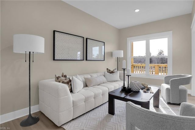 54 North Lawson RD, Poquoson, VA 23662