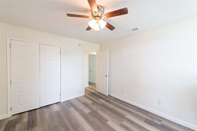 8701 Woodlake Drive, Rowlett, TX 75088