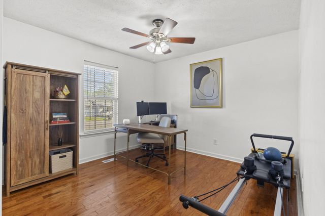 1168 Gardendale Dr, Murfreesboro, TN 37130