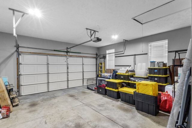 1168 Gardendale Dr, Murfreesboro, TN 37130