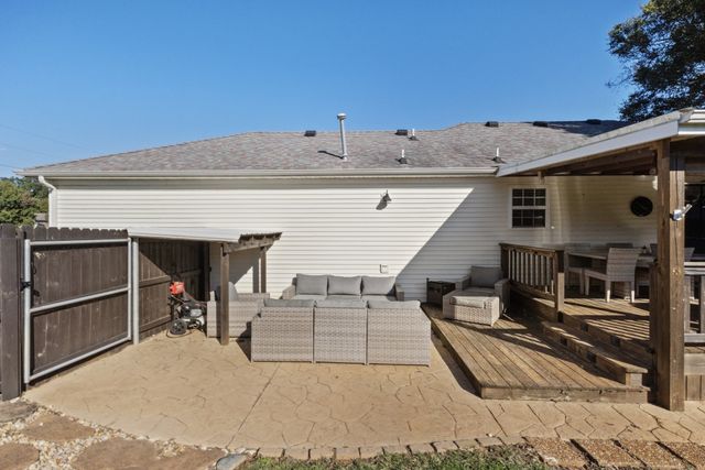 1168 Gardendale Dr, Murfreesboro, TN 37130