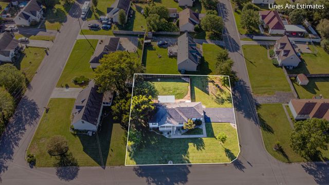 1168 Gardendale Dr, Murfreesboro, TN 37130