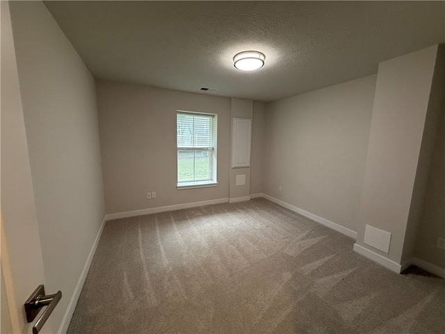 224 Cranesbill Drive, Adams Twp, PA 16046